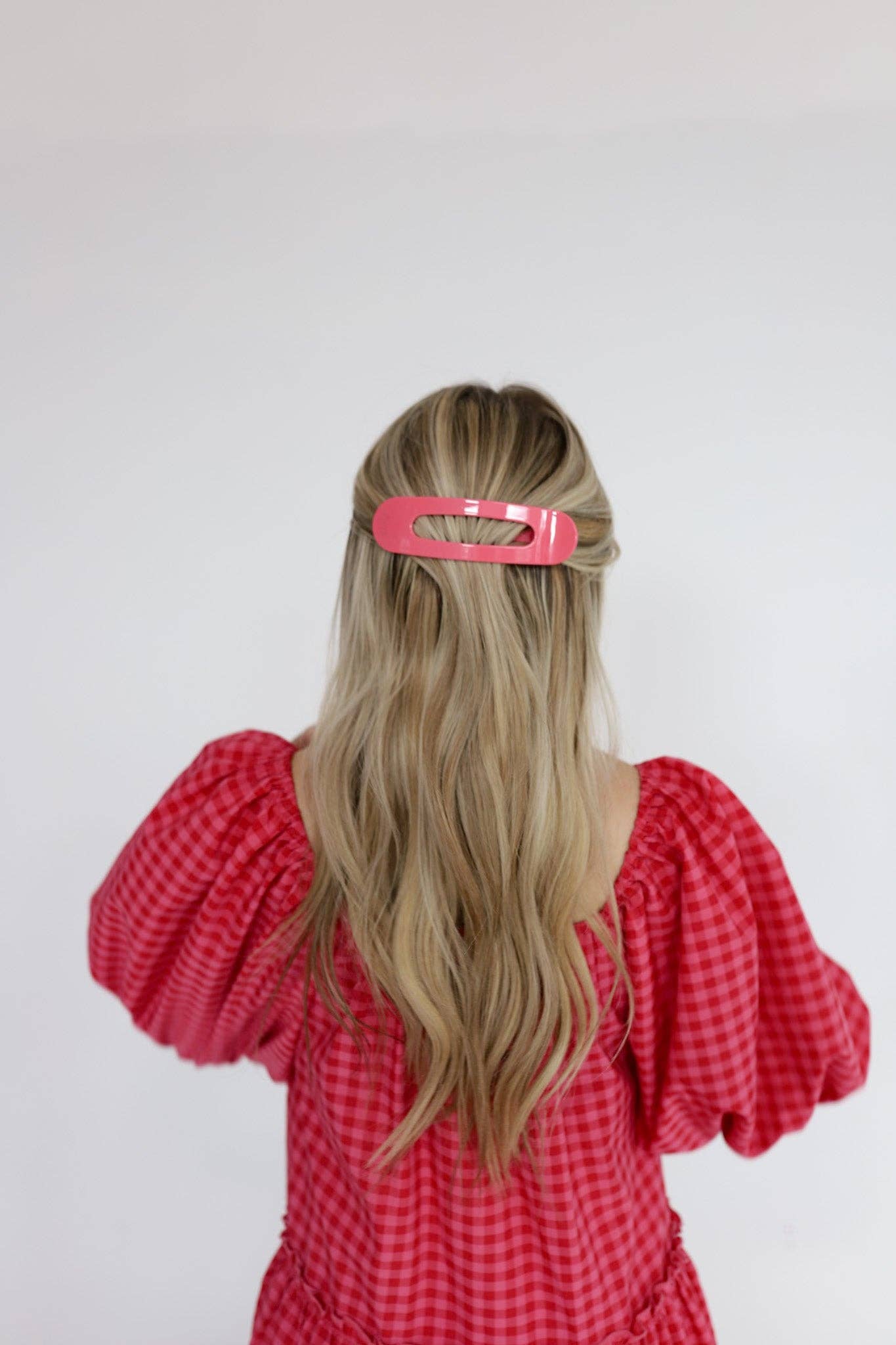 Oversized Lay Down Claw in Matte Bone- Accessories