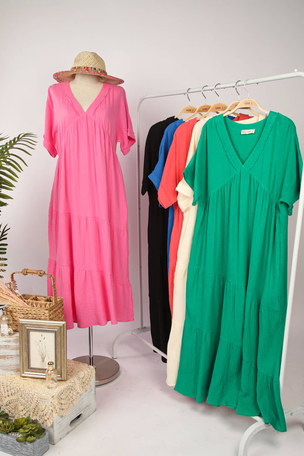 Madilyn Dress in Kelly Green- Misses (S)