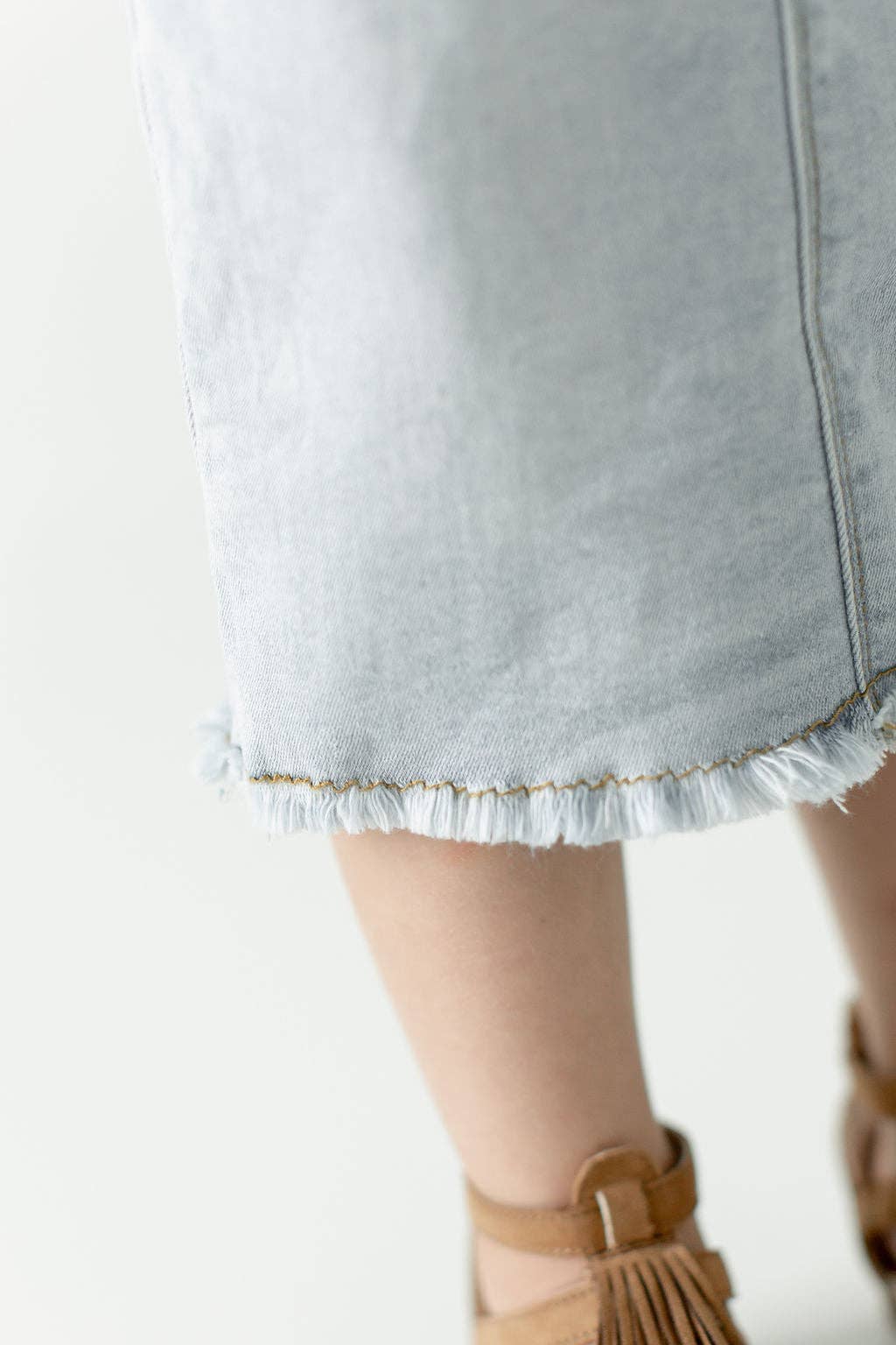 Sara Classic Denim Skirt in Light Wash- Girls & Tween (6-16)