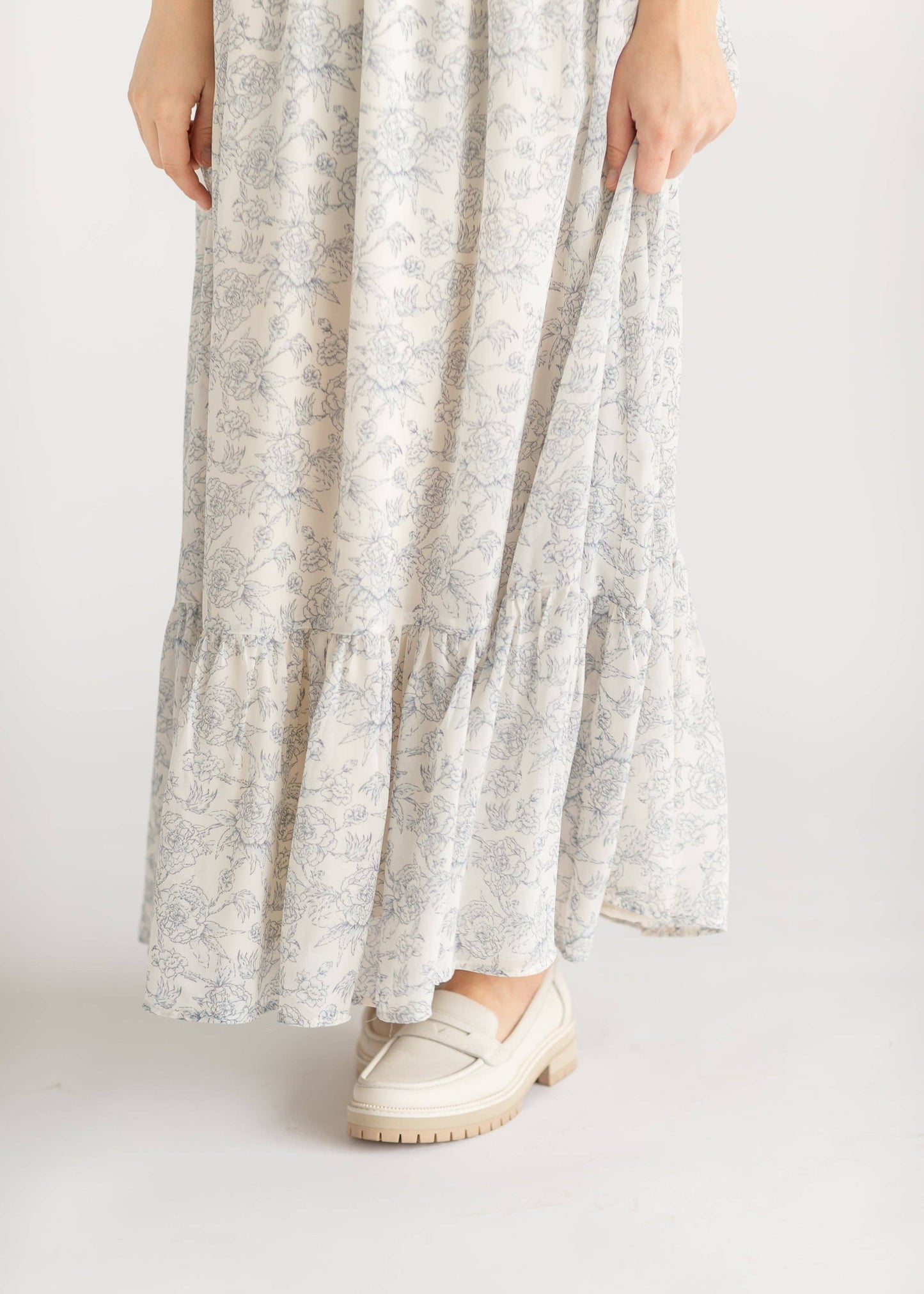 Eden Floral Dress in Cream- Misses (XS,L)