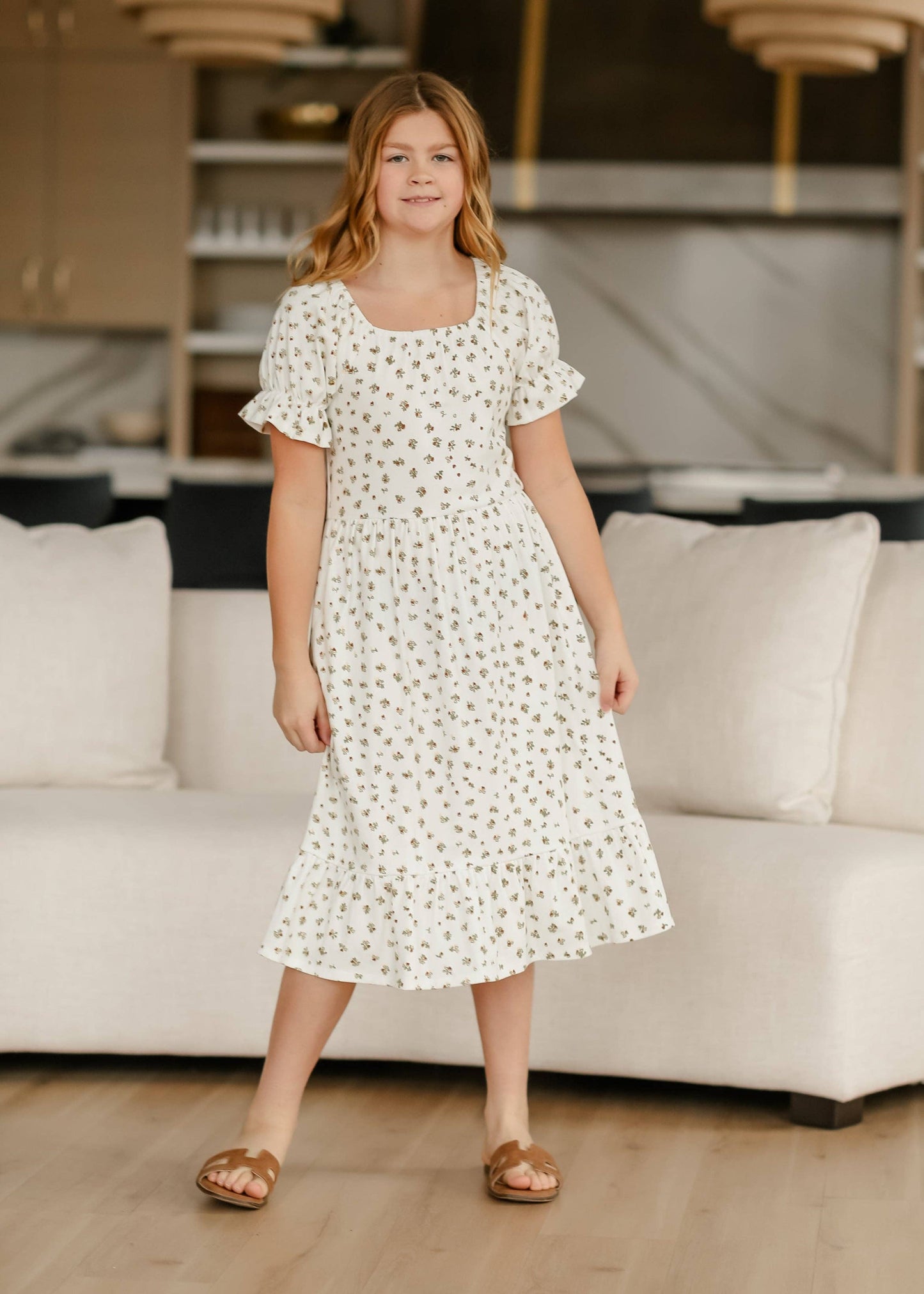 Aubriel Dress in Heart Floral- Girls/Tween (S-XL)