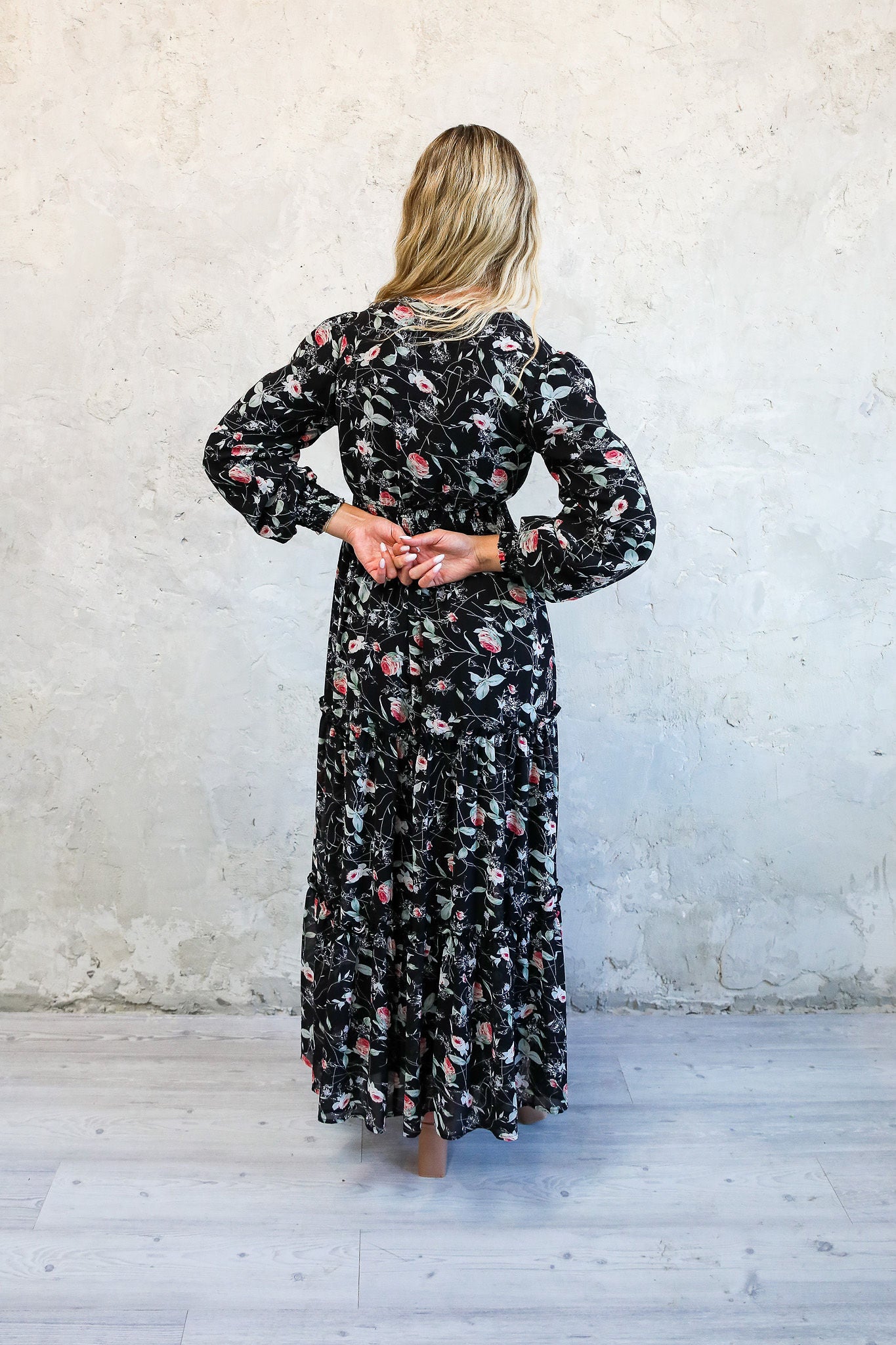 Jacey in Rose Garden- Misses & Plus (S-L,1X-3X)