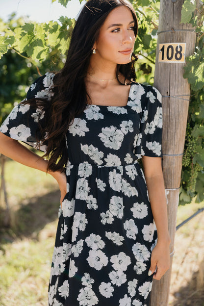 Alanna Dress in Iced Petal- Misses and Plus (XS-4X)