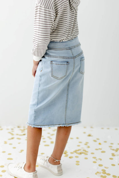 Sara Classic Denim Skirt in Light Wash- Girls & Tween (6-16)