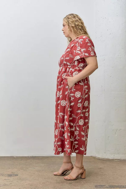 Rosewyn Dress in Berry- Plus (1X-3X)