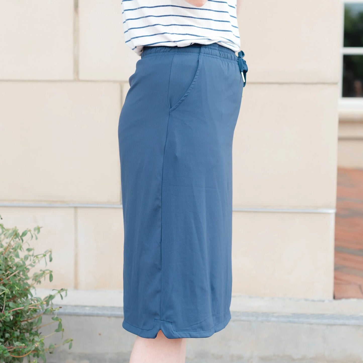 Everyday Mod Skirt in Navy- Misses and Plus (XS-M,XL,2X)