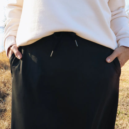 Classic Mod Skirt in Black- Misses and Plus (XS-5X)