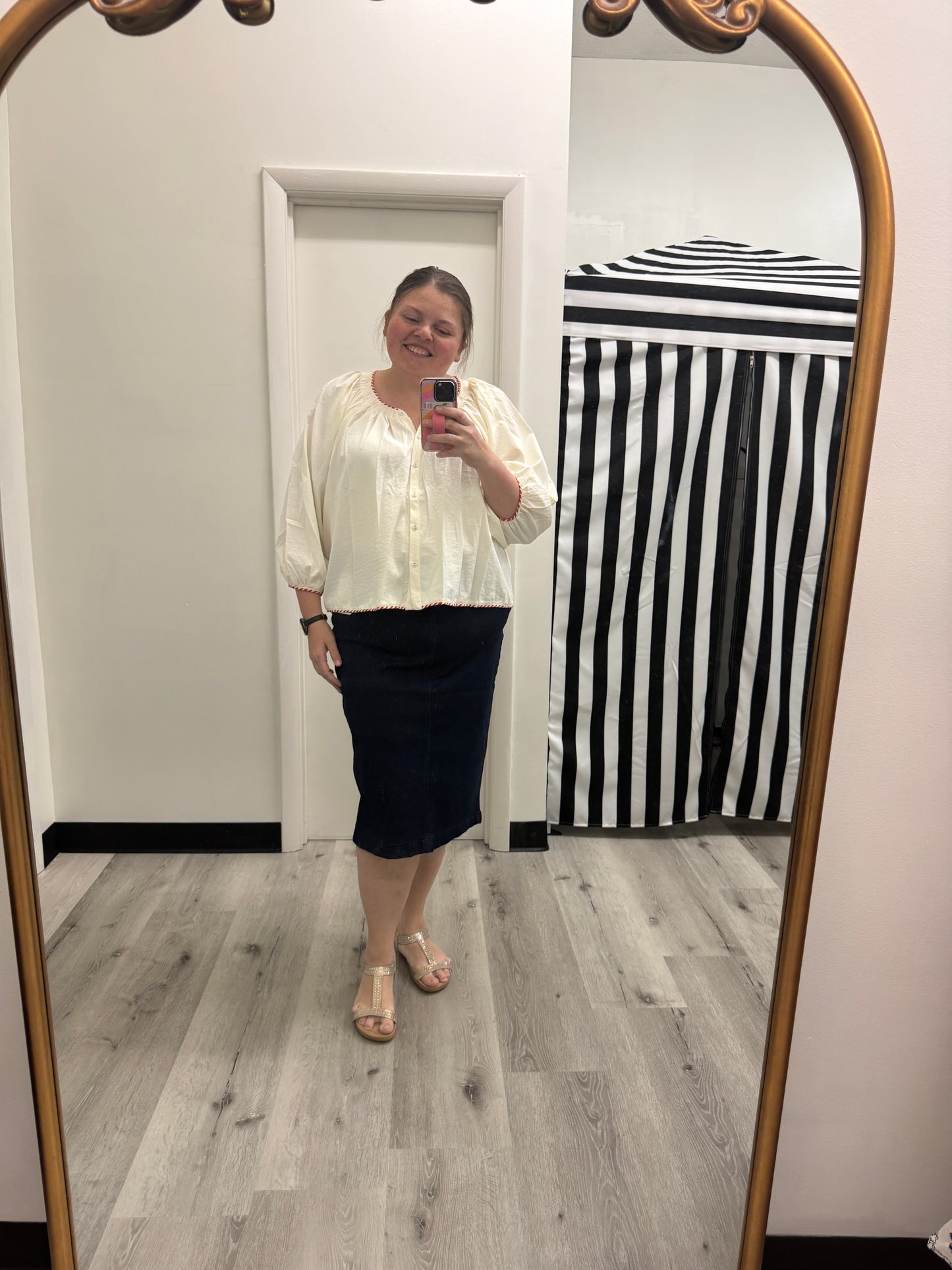 Bridget Top in Off White- Misses (S-L)