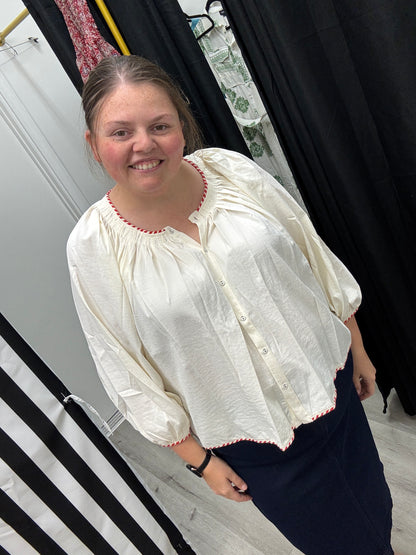 Bridget Top in Off White- Misses (S-L)