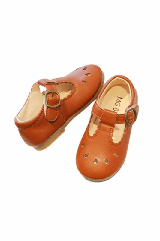 Vintage Appleseed Mary Jane Shoes in Brown- Girls (6-12)