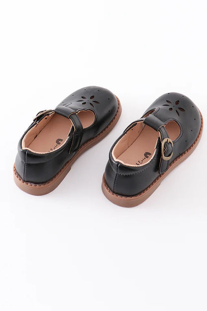 Vintage Appleseed Mary Jane Shoes in Black- Girls (6-12)