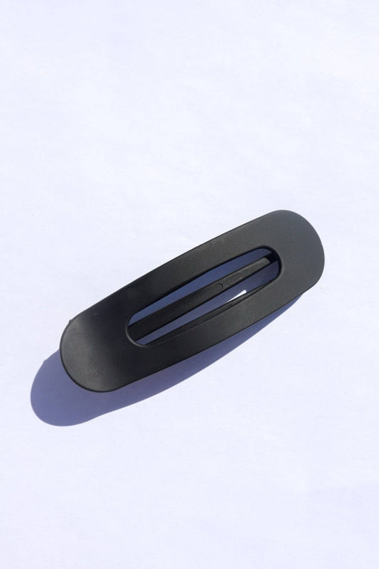 Lay Down Claw in Black- Accessories