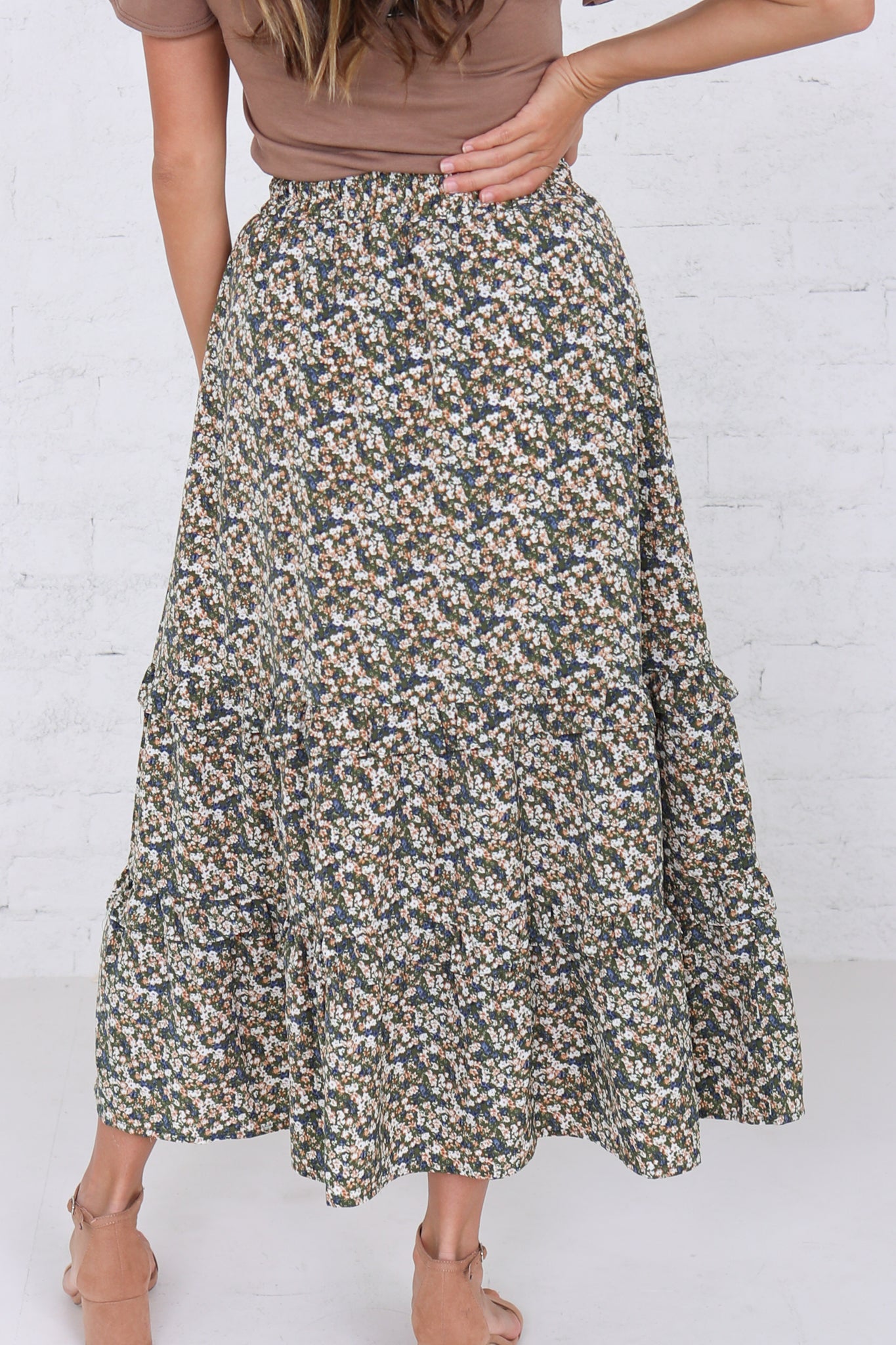 Tiered floral maxi outlet skirt